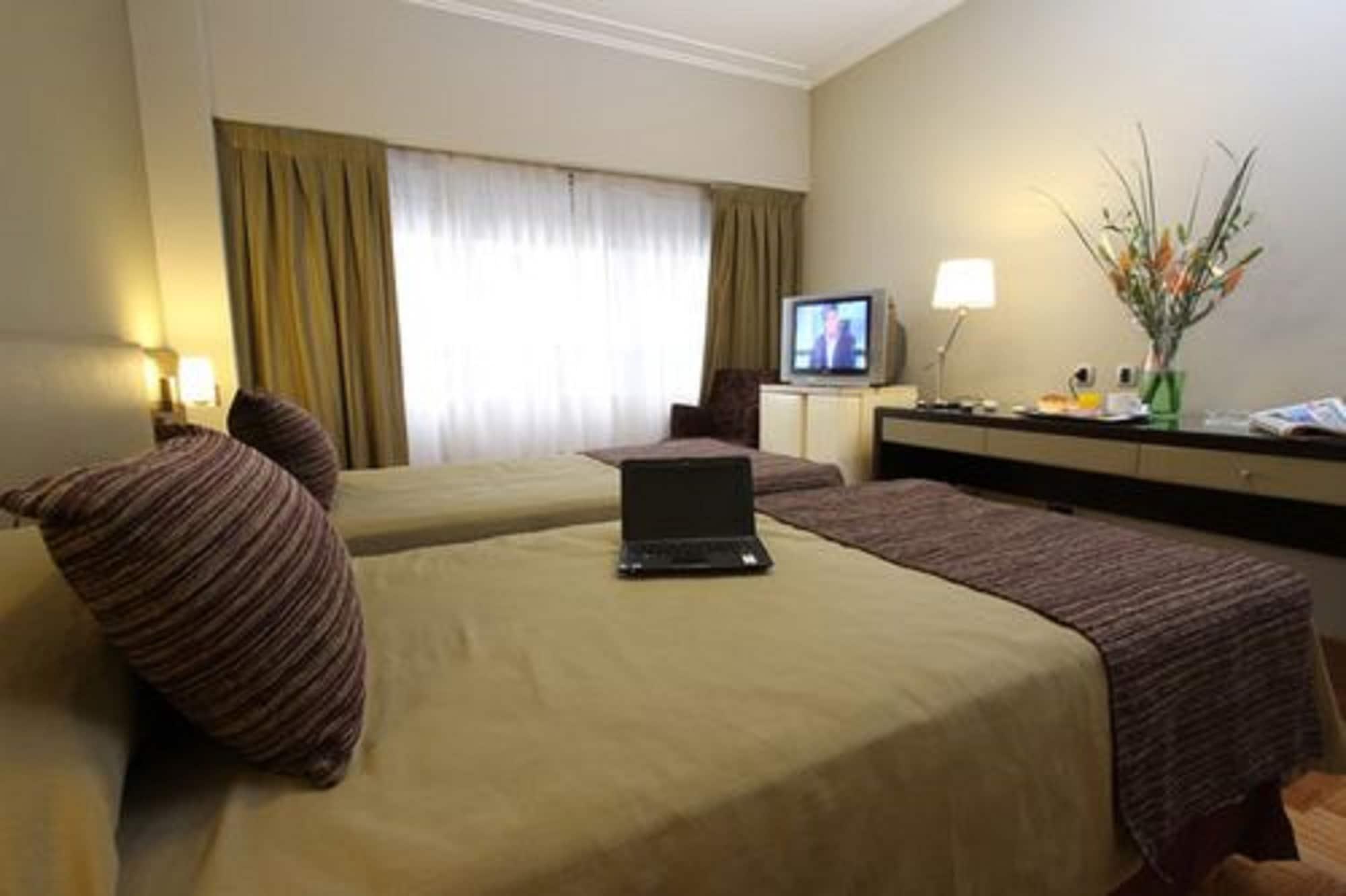 Hotel Victory Buenos Aires Extérieur photo