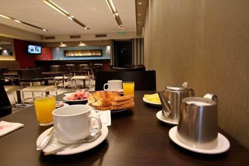 Hotel Victory Buenos Aires Extérieur photo