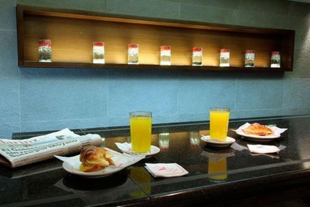 Hotel Victory Buenos Aires Extérieur photo